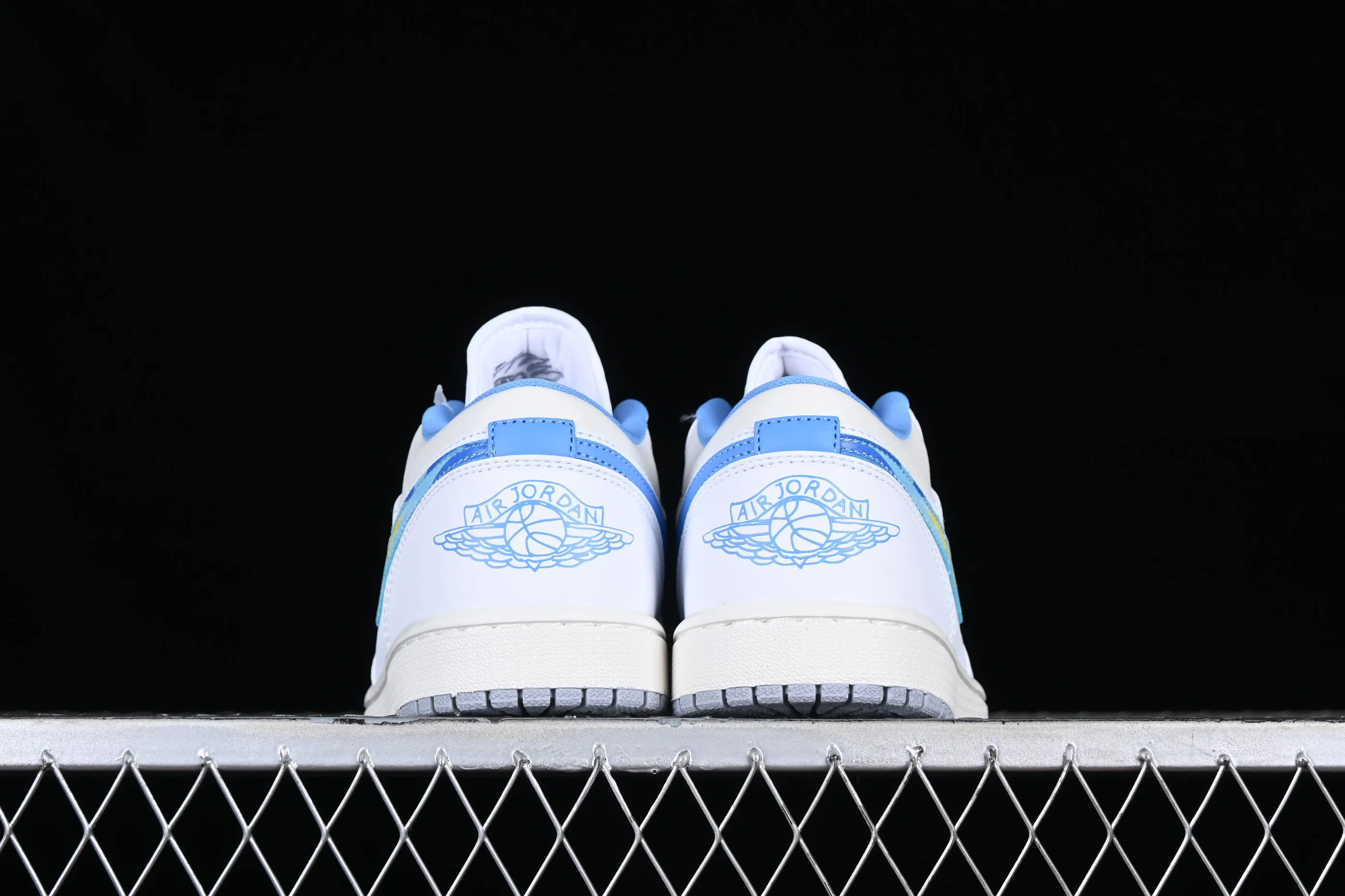 All categories Air Jordan Jordan series basketball shoes Air Jordan 1 Low Air Jordan 1 Low "Born To Fly" AJ1 Joe 1 Flame North Carolina Blue FJ7219-441